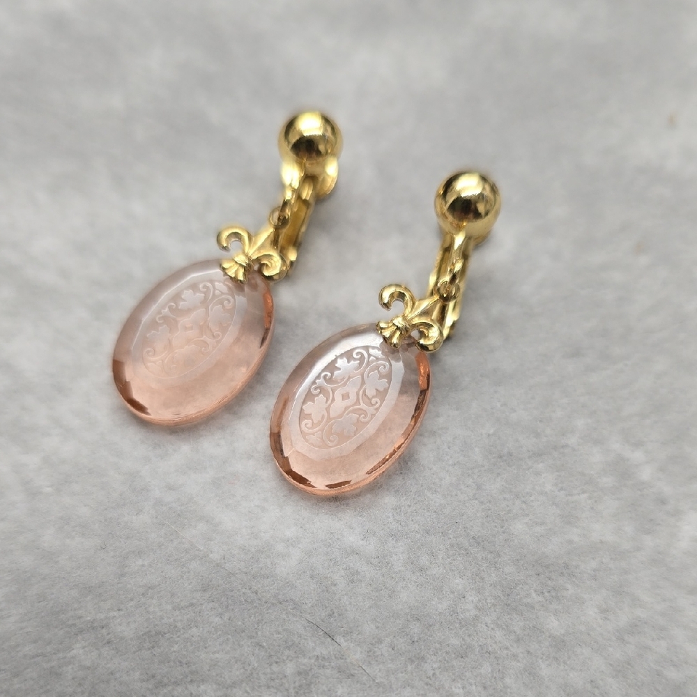 Vintage Screwback Clip On Earrings